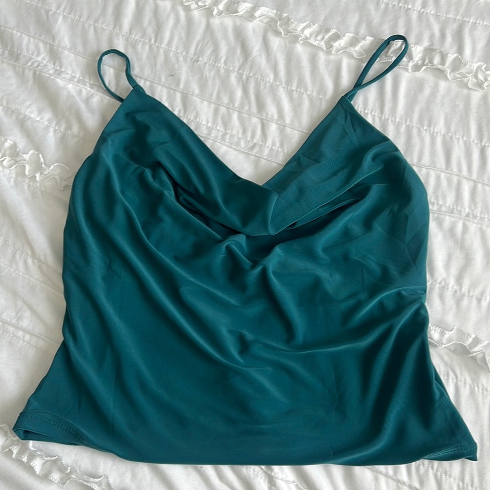 Cow neck Hunter Green Cropped Top
